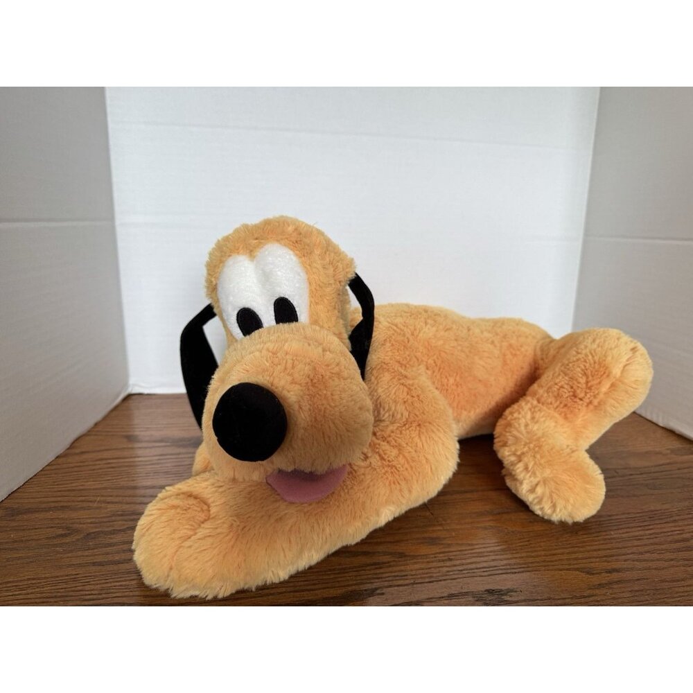 Pluto Plush Disneyland Walt Disney World Parks Exclusive Stuffed Dog Sitting 12”